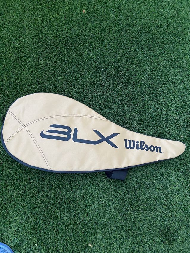 1funda de raqueta de tenis marca wilson