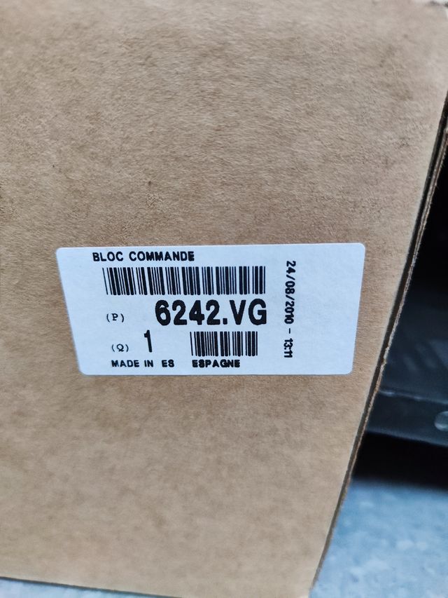 COM 2000 bloque de mando Citroën C5 6242RG