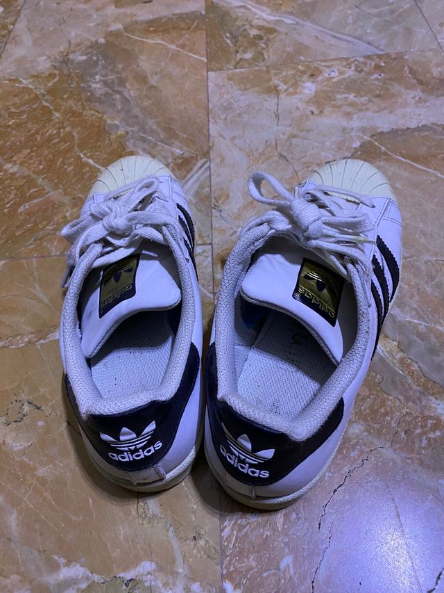 Adidas superstar