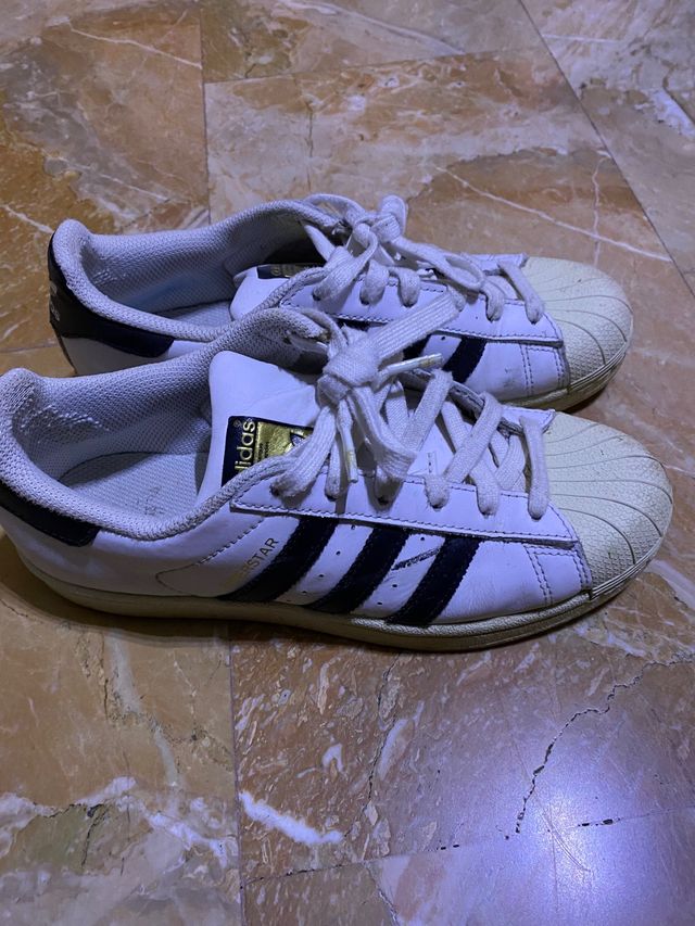 Adidas superstar