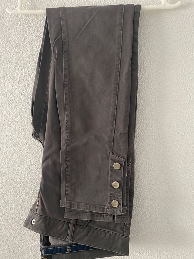 Pantalón Massimo Dutti como nuevo