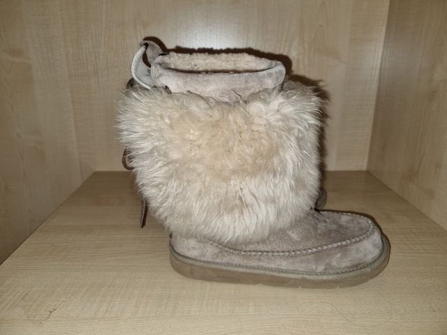 Stivali UGG, comprati negli Stati Uniti