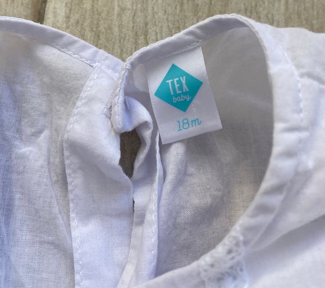 Blusa blanca bebé talla 18 meses