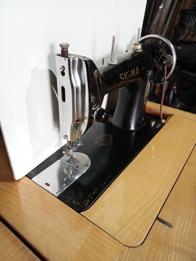 maquina coser sigma negrita
