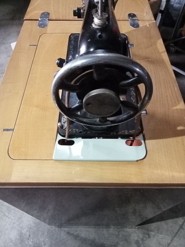 maquina coser sigma negrita