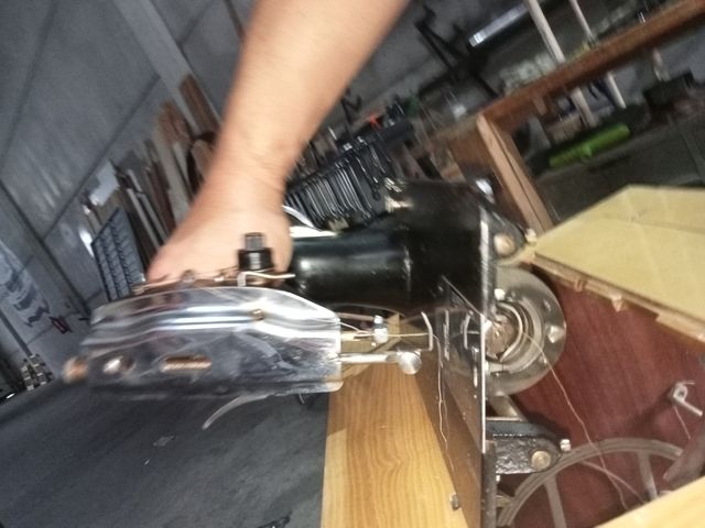 maquina coser sigma negrita