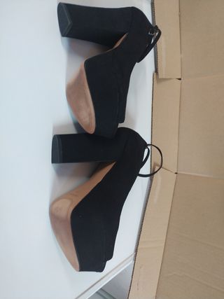 Zapatos negro ante fiesta