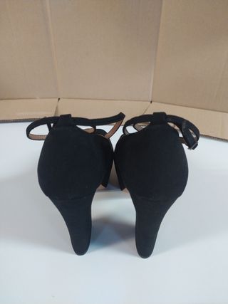 Zapatos negro ante fiesta
