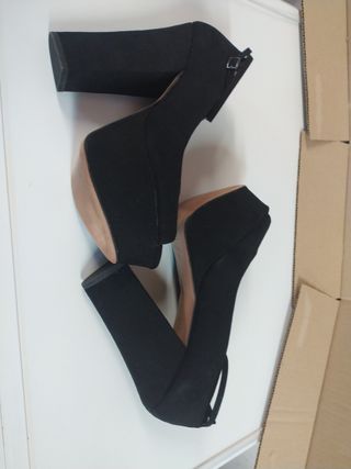 Zapatos negro ante fiesta