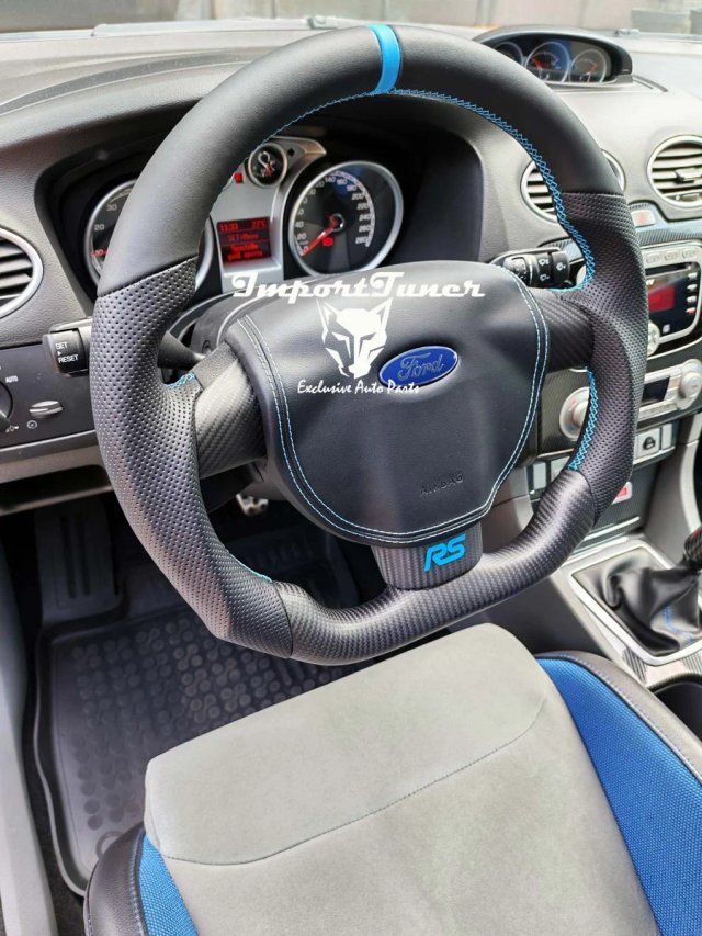 Volante Ford Focus RS mk2 fibra de carbono