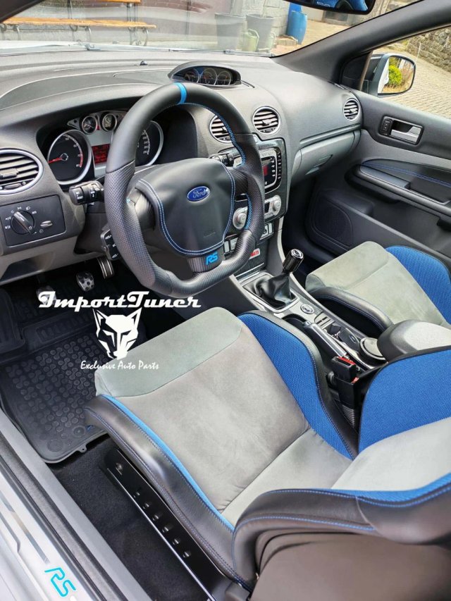Volante Ford Focus RS mk2 fibra de carbono