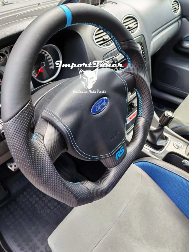 Volante Ford Focus RS mk2 fibra de carbono