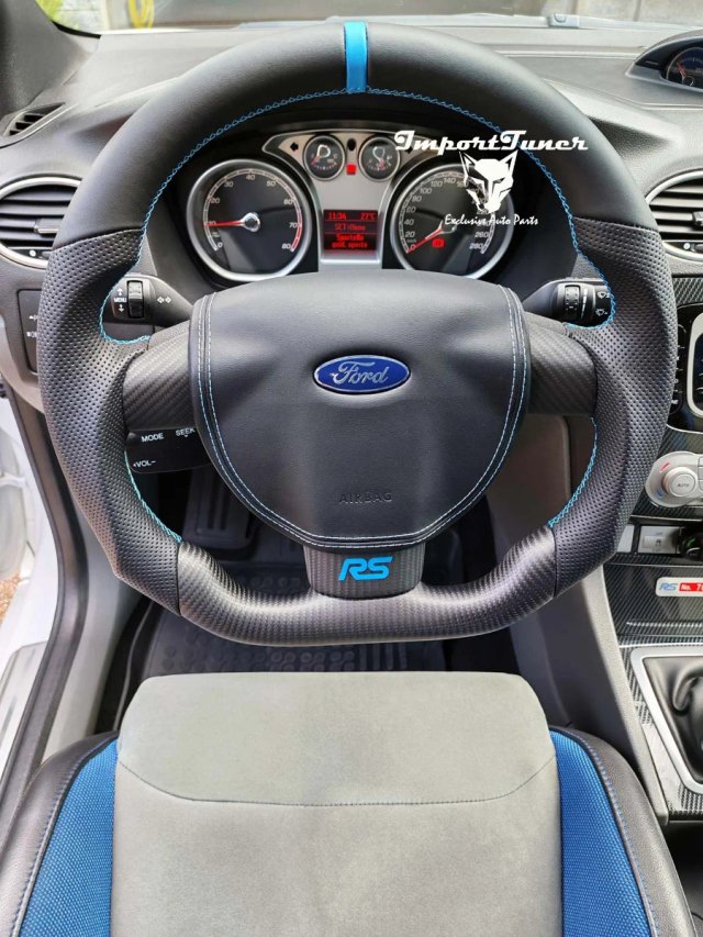 Volante Ford Focus RS mk2 fibra de carbono