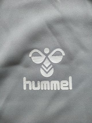 Chaqueta de entrenamiento nueva de Hummel