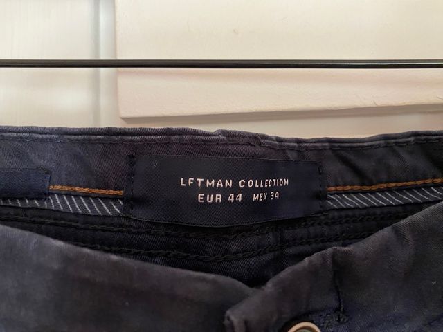 Pantalones chinos azul marino