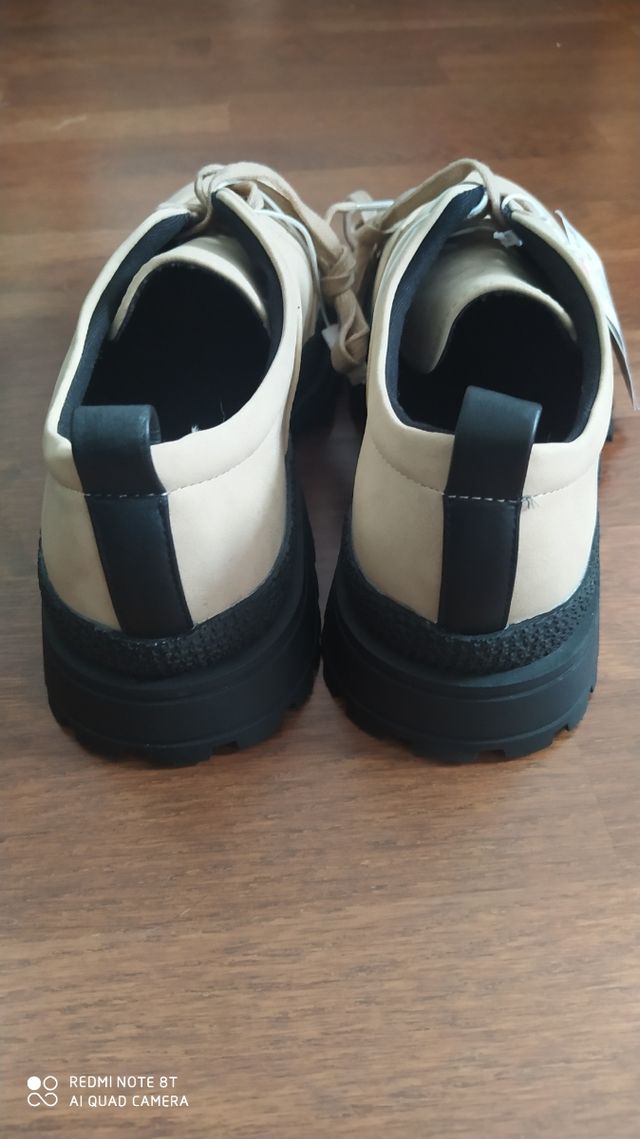 Zapatos nuevos con etiqueta 38