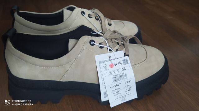 Zapatos nuevos con etiqueta 38