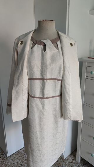 Traje vestido y chaqueta