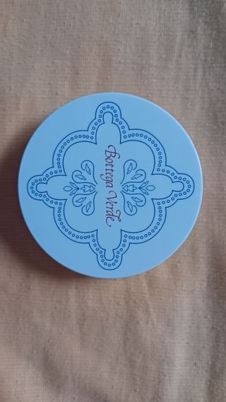 Polvos compactos efecto buena cara Bottega Verde.
