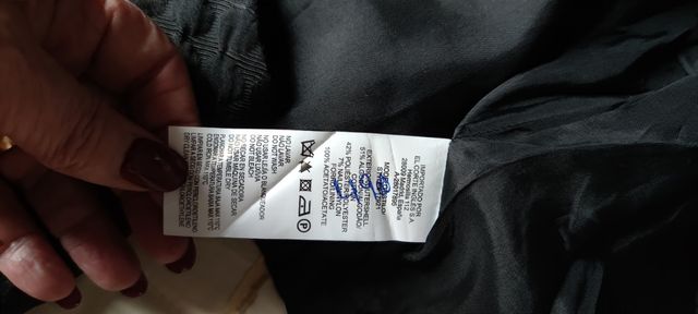 Vestido con chaqueta corta negro