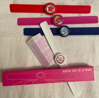 Agatha Ruiz de la Prada. Colección relojes colores