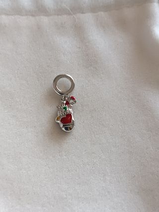 Charm colgante guante navidad plata de ley.