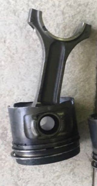Pistón con biela BMW