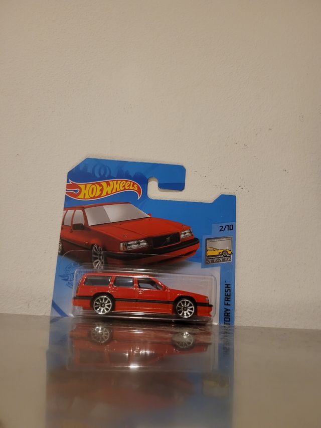 Volvo 850 estate hotwheels