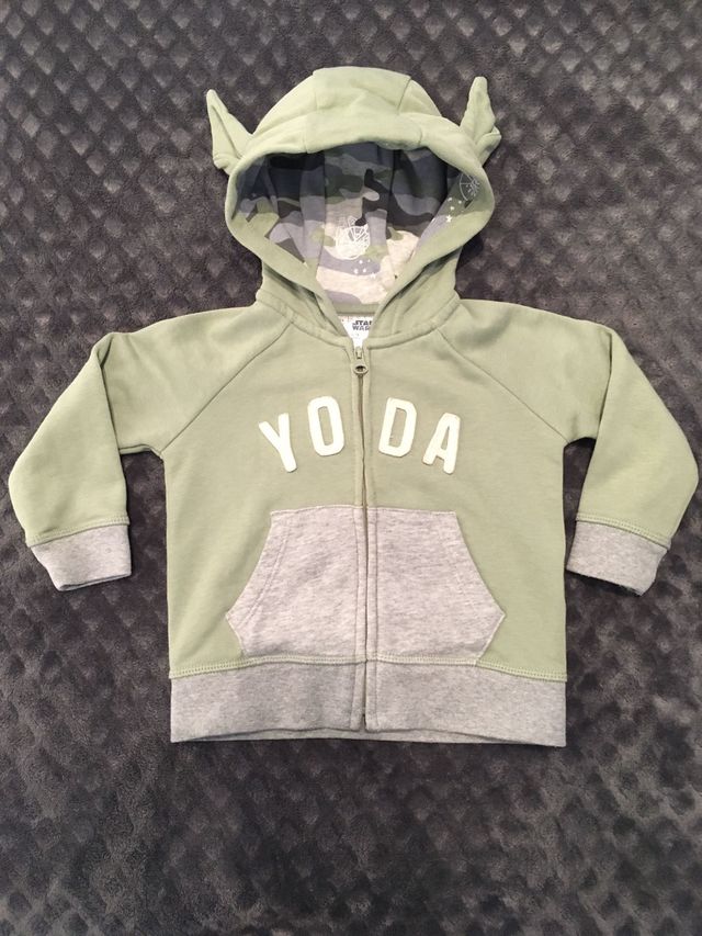Sudadera GAP Baby Yoda