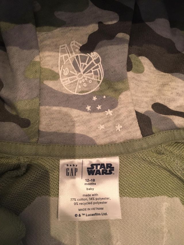 Sudadera GAP Baby Yoda