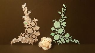 Troquel ramillete de flores con embossing