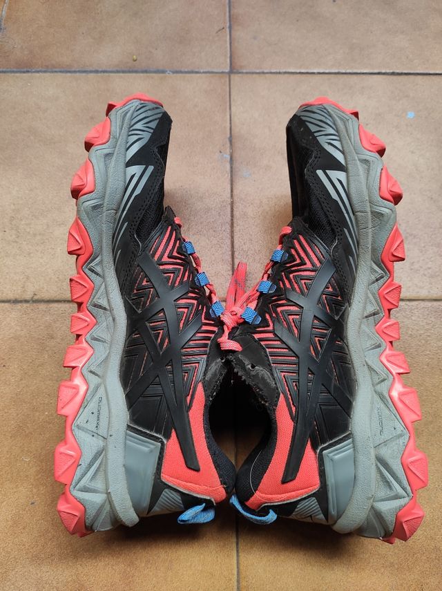 Zapatillas ASICS GEL FUJITRABUCO 8 1012A574