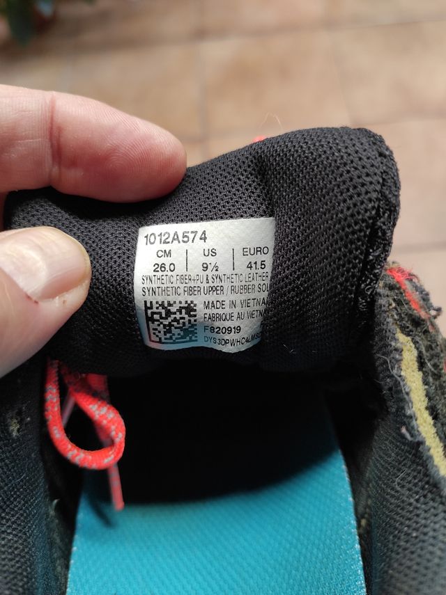 Zapatillas ASICS GEL FUJITRABUCO 8 1012A574