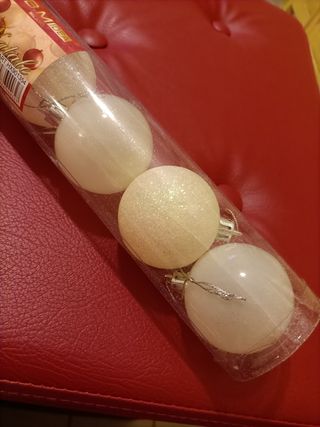 8 palline natalizie bianche e brillantinate
