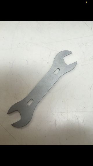 Llave para apretar pedales de bicicleta