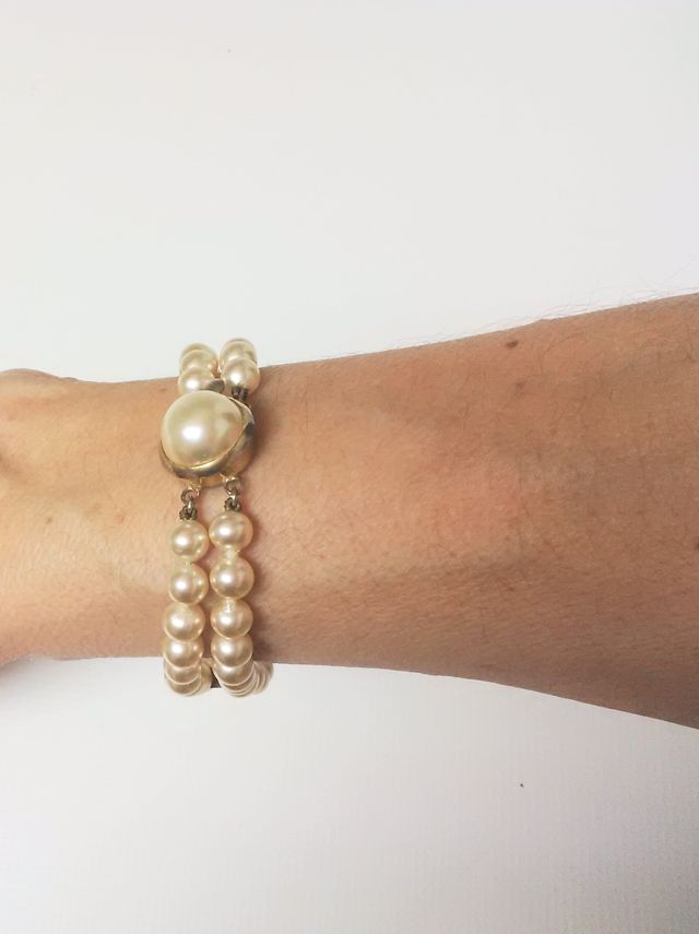 PULSERA DE PERLAS CON 2 VUELTAS Y BROCHE