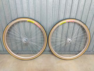Ruedas bicicleta carretera 700c vintage 