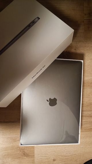 MacBook Air con chip M1 - Gris espacial

