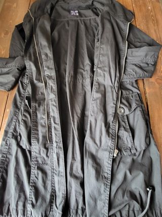 Chaqueta parka fina        Lefties 