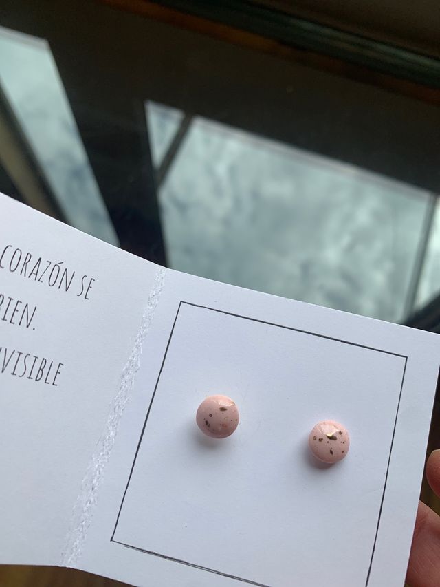 Pendientes rosas diseño @nua.Barcelona