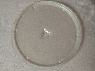 Plato de microondas nuevos.