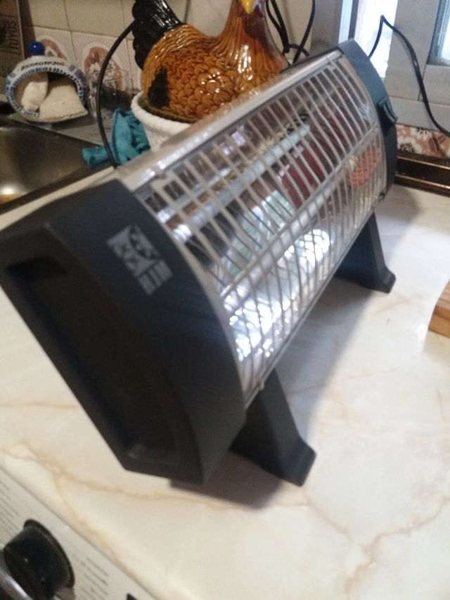 Radiador portátil  infrarrojos. HJM .