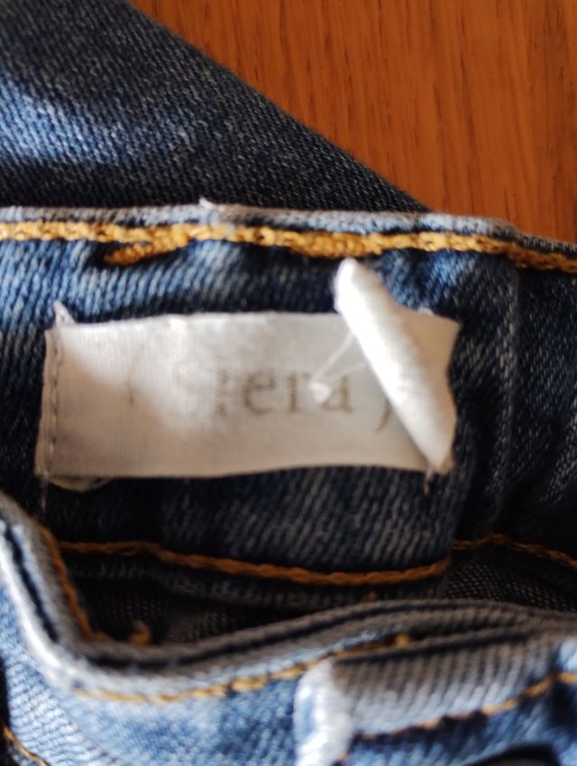 Pantalón vaquero talla 6-7