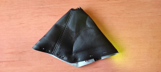 Funda Cuero NEGRA Palanca de Cambios Mazda CX5