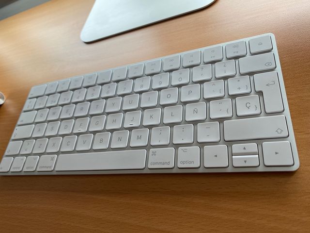 iMac 5K 27", i7 4.2 GHz, SSD, Radeon Pro 580 8GB