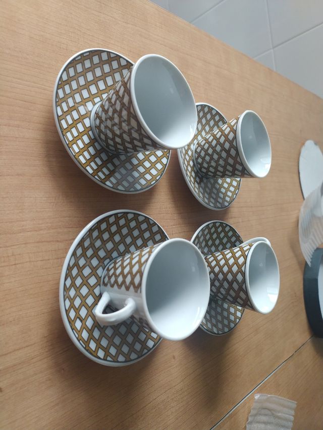 Juego cafe 4 personas  sin estrenar