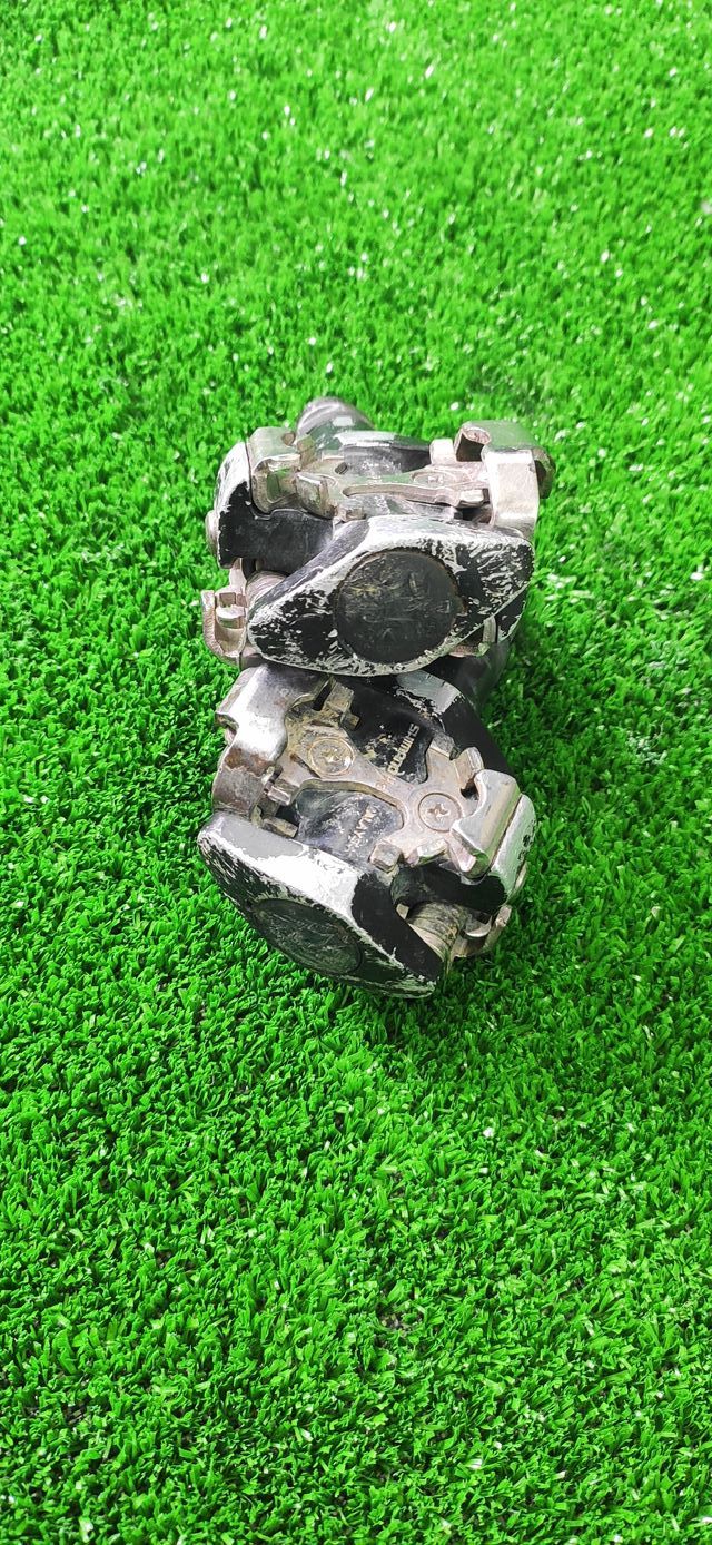 Pedales shimano M505