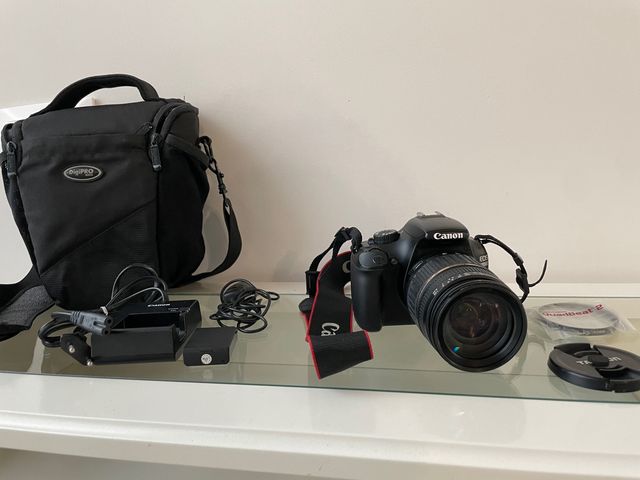 Cámara fotográfica CANON EOS 1100d