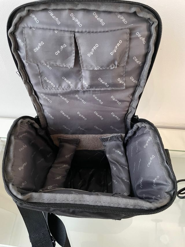 Cámara fotográfica CANON EOS 1100d