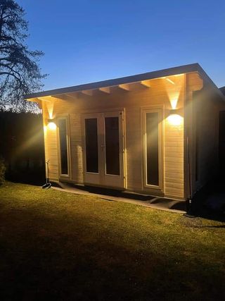 Caseta de jardín de madera modelo OKLAHOMA 